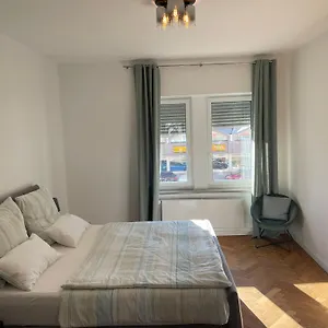  Apartment Grosse In Westend Deutschland
