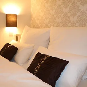 Appartement List Five - Your British
